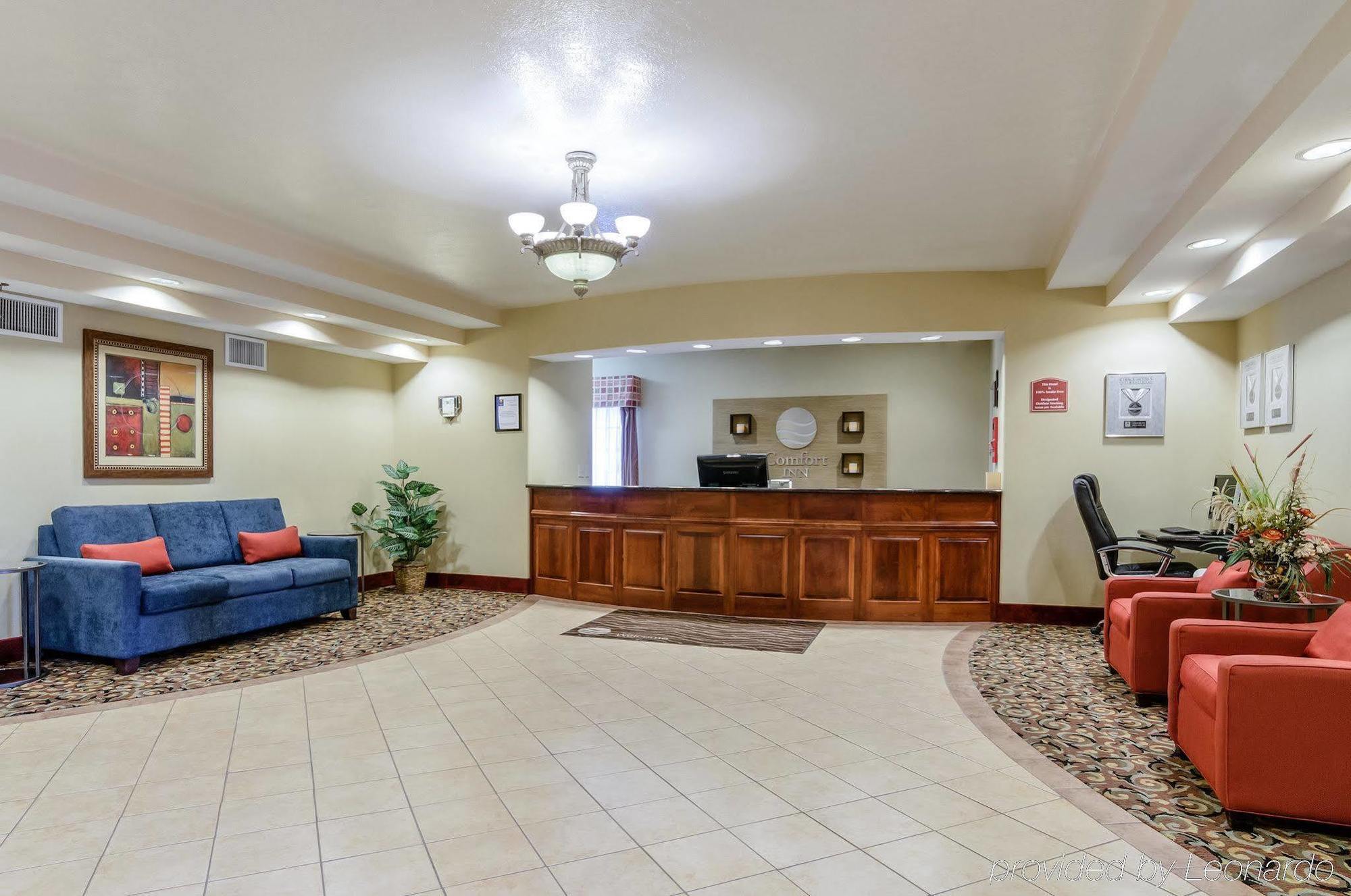Super 8 By Wyndham Great Bend Hotel Bagian luar foto
